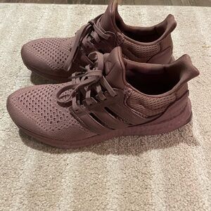 Adidas Ultra Boost Sneakers - Mauve NWOT
